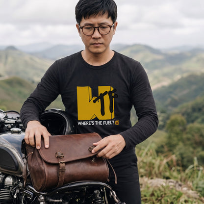 WHERE'S THE FUEL? | アメリカン レトロ ポップ おもしろ 英字 ロゴ 長袖Tシャツ【バイク乗り・ドライブ・部屋着・プレゼントに最適】