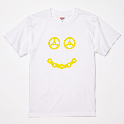 STEERING SMILE | 黄色 スマイル カーステアリング チェーン ミニマル グラフィック Tシャツ【バイク雑貨・普段着・メンズ・オシャレ・ギフトに最適】