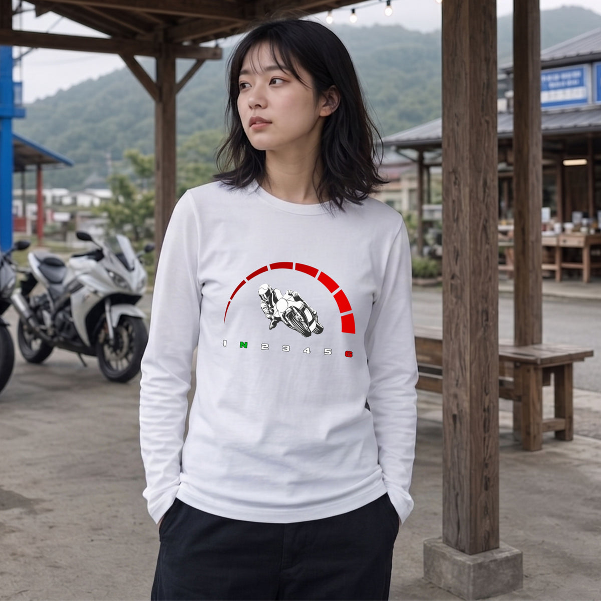 【サーキット＆SS好き必見】バイク タコメーター レッドゾーン ロングスリーブ Tシャツ 1N23456 ツーリング バイクウェア カジュアル ライダー ギフト
