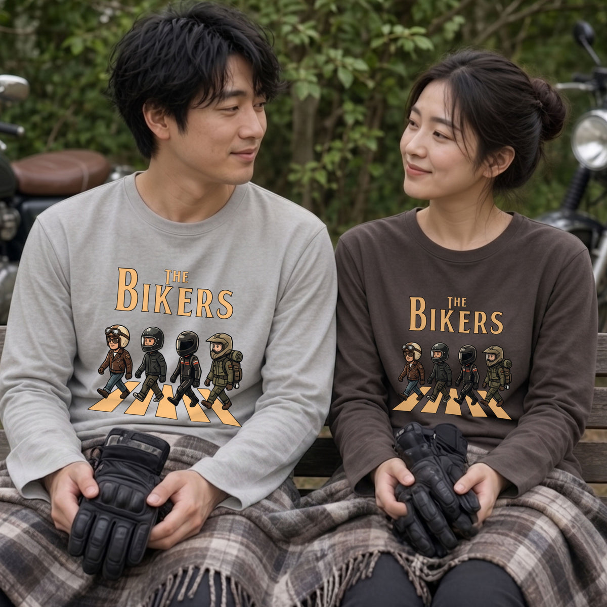 THE BIKERS CROSSING | ライダー仲間 横断歩道 イラスト おもしろ かわいい 長袖Tシャツ【バイク好き・ツーリングウェア・普段着・プレゼントに最適】