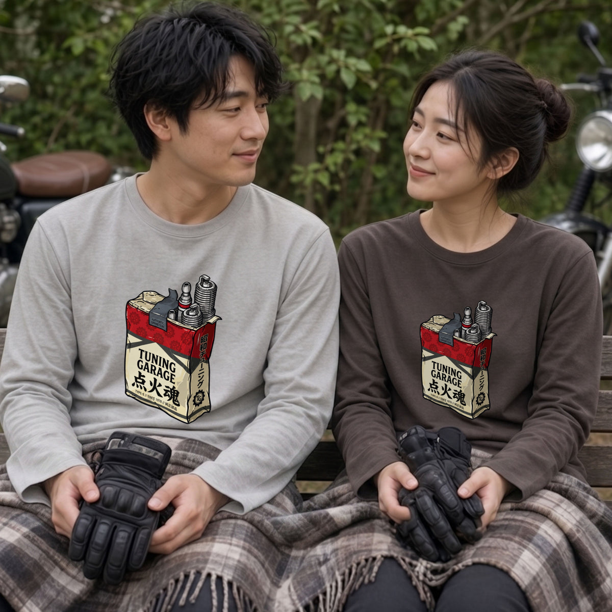 【昭和レトロ・車バイク好き】TUNING GARAGE 点火魂 ロングスリーブ Tシャツ プラグ ガレージウェア ツーリング カジュアル おもしろ プレゼント