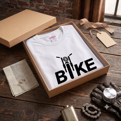 BIKE TYPO | バイク シルエット 英字ロゴ モーターサイクル グラフィック Tシャツ【バイク乗りの日常・普段着・オシャレ・ギフトに最適】