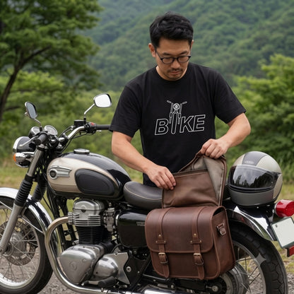 BIKE TYPO | バイク シルエット 英字ロゴ モーターサイクル グラフィック Tシャツ【バイク乗りの日常・普段着・オシャレ・ギフトに最適】