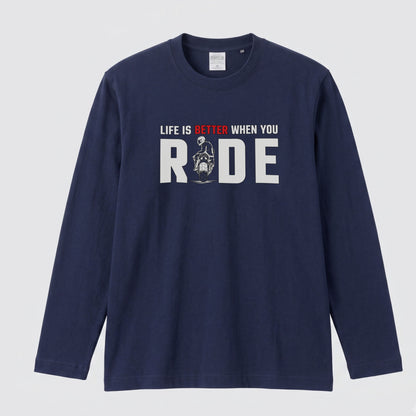 LIFE IS BETTER WHEN YOU RIDE | スーパースポーツ バイク ライダー 英字ロゴ スポーティ グラフィック 長袖Tシャツ【バイク雑貨・ツーリング・カジュアル・ギフトに最適】